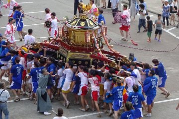 Okutsuhime Shrine Festival in Wajima