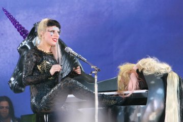 Lady Gaga Mayhem Ball Tour Japan