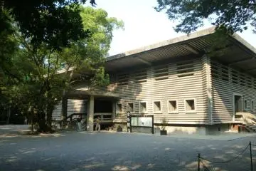 Gallery image
