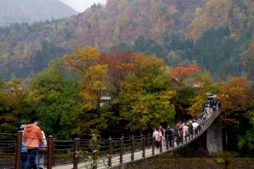<p>สะพานเข้าหมู่บ้าน</p>