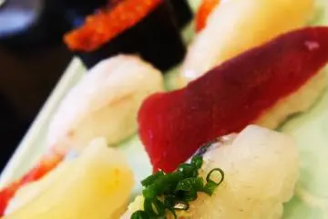 <p>ซูชิเลิศรส ร้านดัง Hakodate</p>