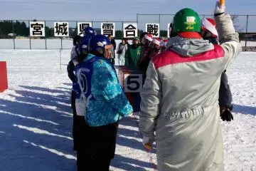 <p>Before the match the referees review the rules and have opposing team players shake hands and bow.</p>