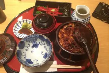 <p>"Hitsu-Mabushi" ข้าวหน้าปลาไหลย่าง</p>