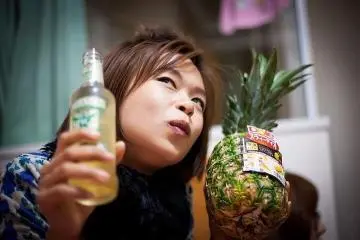 <p>ปิดท้ายๆเบากับแอลกอฮอล์รสสัปปะรด กิน 1 ลังก็ไม่มีวันเมา บอกเลย!!</p>