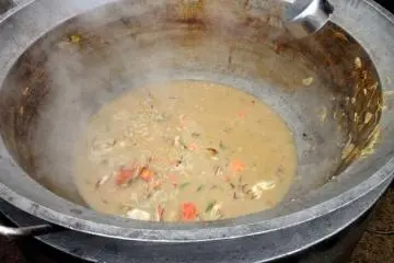 <p>ซุปทะเลพร้อมแล้ว</p>