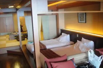Gallery image