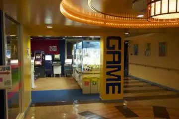 <p>Game center on the boat.</p>