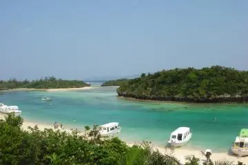 This bay is not for swimming but for looking only, still, it is so beautiful. 