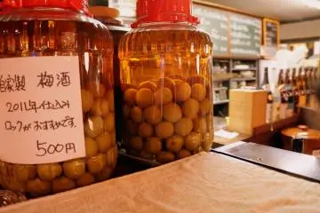 <p>umeshu&nbsp;หรือ&nbsp;เหล้าไวน์พลัมทำเอง&nbsp;</p>

<p></p>

<p></p>