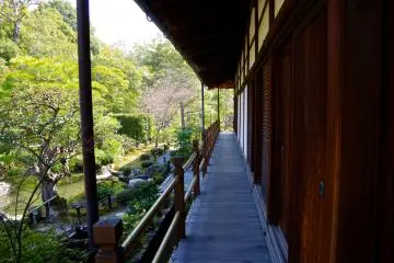 <p>The back corridor of the main hall</p>