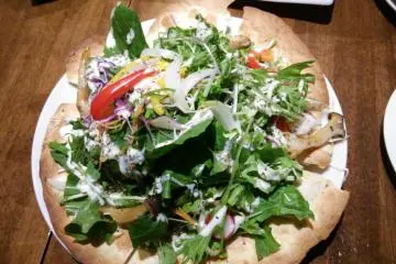 <p>The interesting "salad pizza", which was a little dry.</p>
