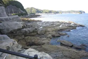 사카모토 료마 연고지 광장 근처 암벽