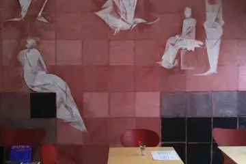 Cafe Rencon's chic interior.