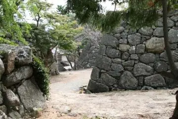Labyrinth like walls of Matsusaka Castle ruins.