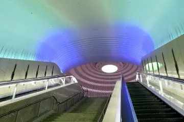 <p>The lights in this area change colors every minute.</p>