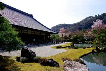 <p>วัด Tenryu-ji Temple และ สวน Hojo Garden&nbsp;(กรุณาชมรูปที่ 5 ในชุดรูปฤดูใบไม้เปลี่ยนสี)</p>