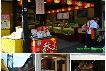 <p>ร้านค้ามากมายระหว่างทางเดินไปวัด</p>