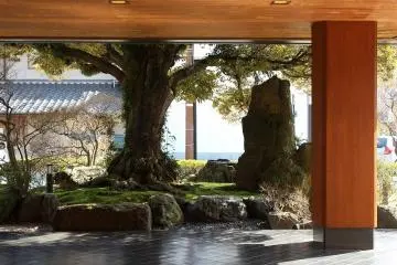 <p>When Beniya&nbsp;was first established, these trees were planted. Throughout Beniya's&nbsp;history, the trees continue to watch over the ryokan</p>