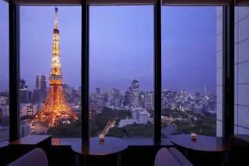 Another view from the lounge on a clear night (Photo: The Prince Park Tower Tokyo)