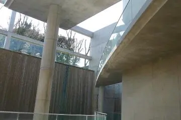 <p>awesome space</p>