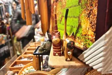 <p>ของที่ระลึกน่ารักๆที่มีขายในคอมเพล็กซ์แห่งนี้</p>