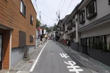 <p>상점가</p>