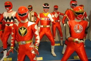 Childhood flashback - Juranger, Dairanger, I'm not sure if that's Gakuranger.... (Photo: <a href="http://archive.wunjun.com/mstarhero/3/98.html#" target="_blank" rel="noreferrer noopener nofollow">J-Hero, Wunjun</a>)