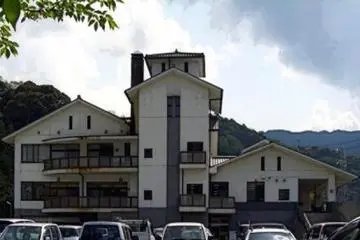 Bangunan onsen