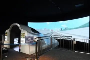 <p>ห้องขับรถไฟชิงกังเซนจำลอง</p>