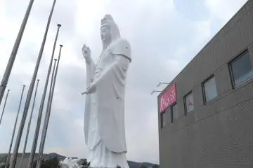 센다이 다이카논의 오전 뷰. 거대하다!