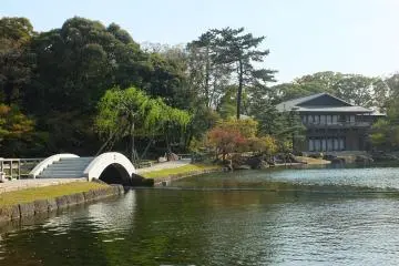 <p>บรรยากาศภายในสวน</p>