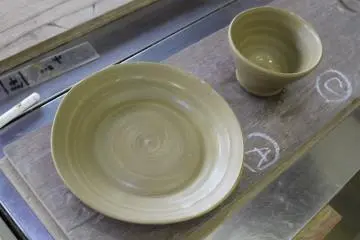 카사마 크래프트 힐즈에서 도자기 만들기
