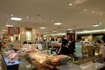<p>บรรยากาศในแผนกอาหาร</p>