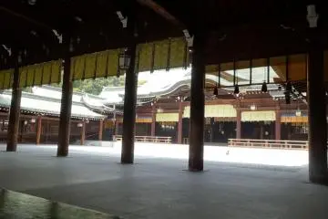 <p>ความงามของศาลเจ้าเมจิ จินกุ</p>