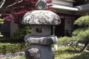 <p>A big old lantern like this is a fixture of every temple</p>