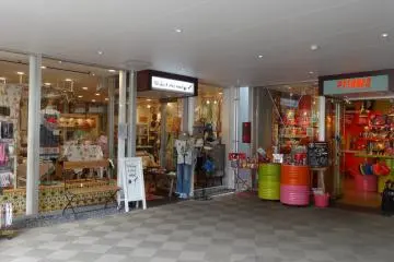 Gallery image