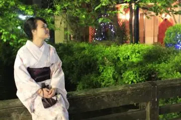 <p>เช่าถึงตอนกลางคืนก็จะได้ภาพแบบนี้</p>