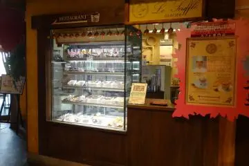 <p>ร้าน Le Souffle</p>