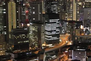 <p>ถนนก็ไม่เคยหลับใหล</p>