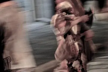 <p>Kimono in motion</p>
