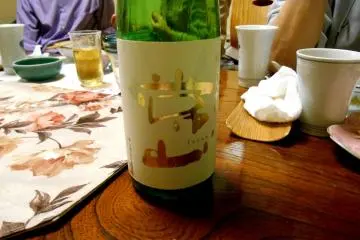 Fukui's local sake, 'Jozan'. I love the taste!