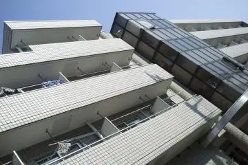<p>The view from outside.</p>