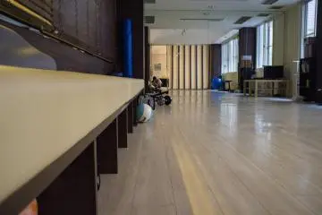 <p>Spacious fitness area at Comfort Tama Plaza.</p>