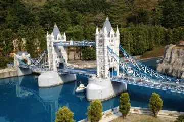 <p>Tower Bridge, London</p>