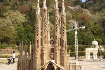 <p>La Sagrada Fam&iacute;lia, Barcelona</p>