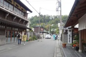 <p>อาคารเก่าๆของคามาคุระ</p>