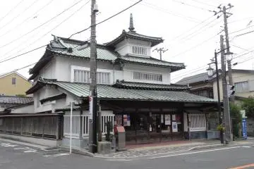 Gallery image