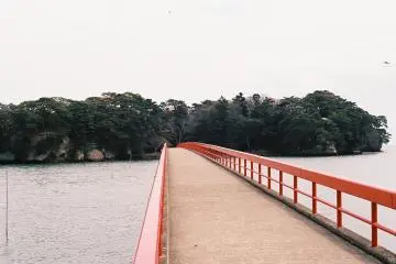 สะพานยาวเชื่อมต่อระหว่างเกาะ