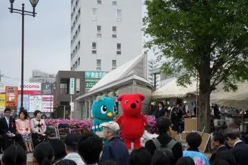<p>Even Chiba-kun, Chiba Prefecture's red mascot, made an appearance.</p>