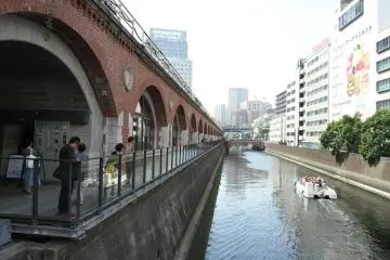 <p>The view that comes with eating here.&nbsp;</p>